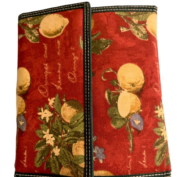 Picnic At Ascot Mini Wine & Cheese Service Set With Fold Over Carrying Case - Picture 2 of 8